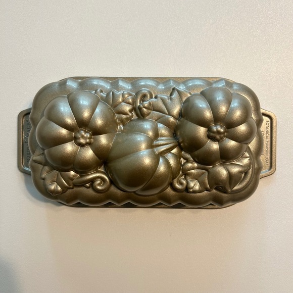 Nordic Ware Other - Nordic Ware Botanical Pumpkin Loaf Pan Gold 6 Cup Harvest Autumn Bakeware